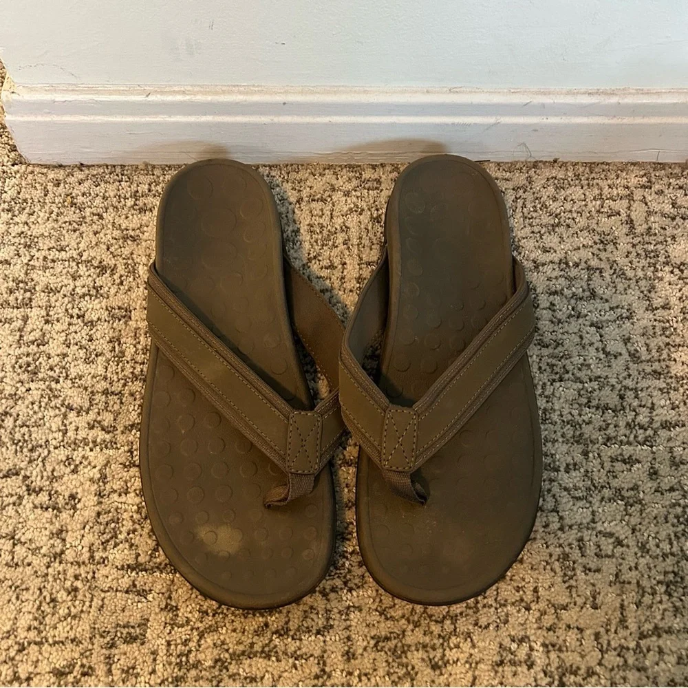 Vionic Metallic Brown Tide Toe Post Thong Sandals Size 13 Men’s